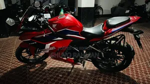 Honda CBR 2021 Red