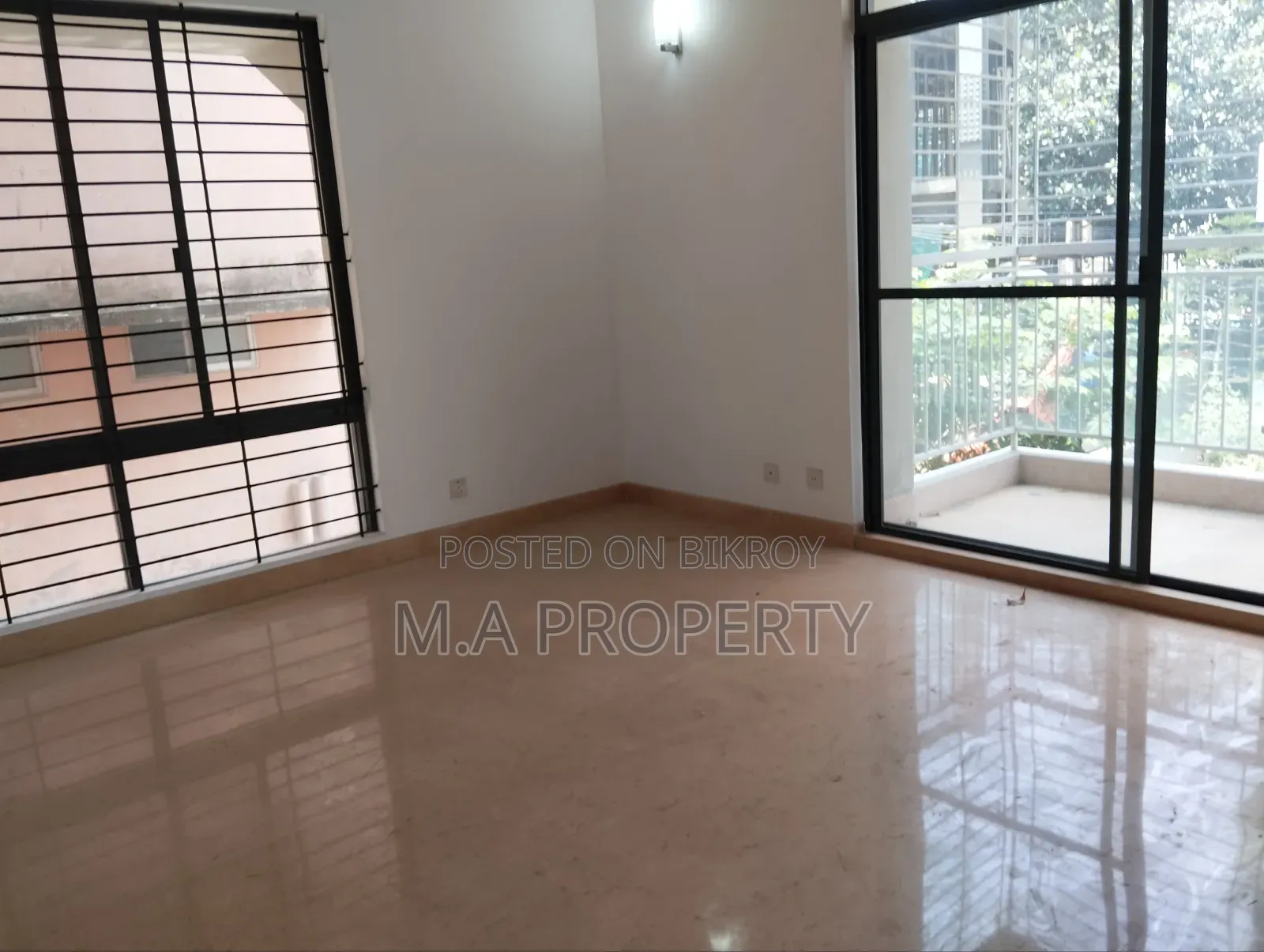 4bdrm Apartment in Assat, Gulshan for Rent