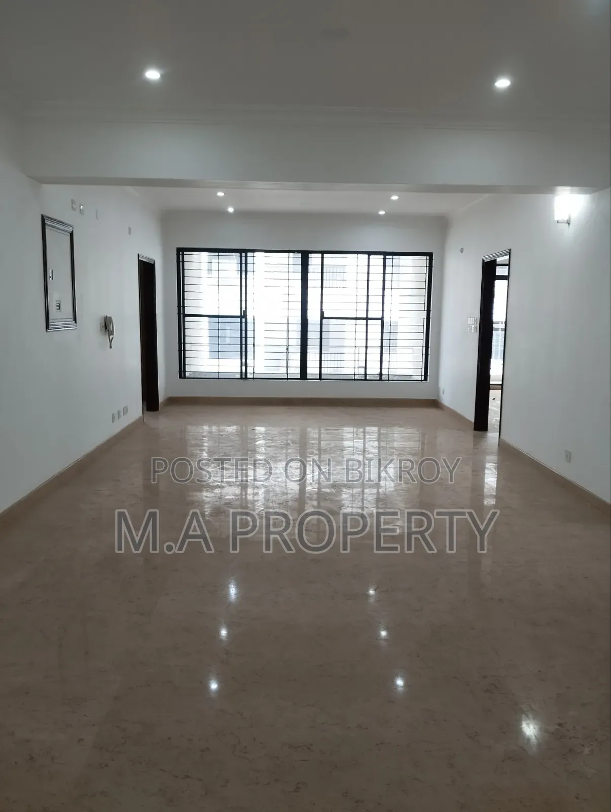4bdrm Apartment in Assat, Gulshan for Rent