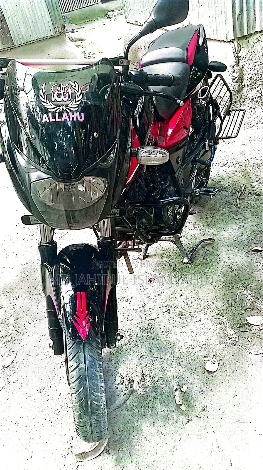 Bajaj Pulsar 150 2019 Red