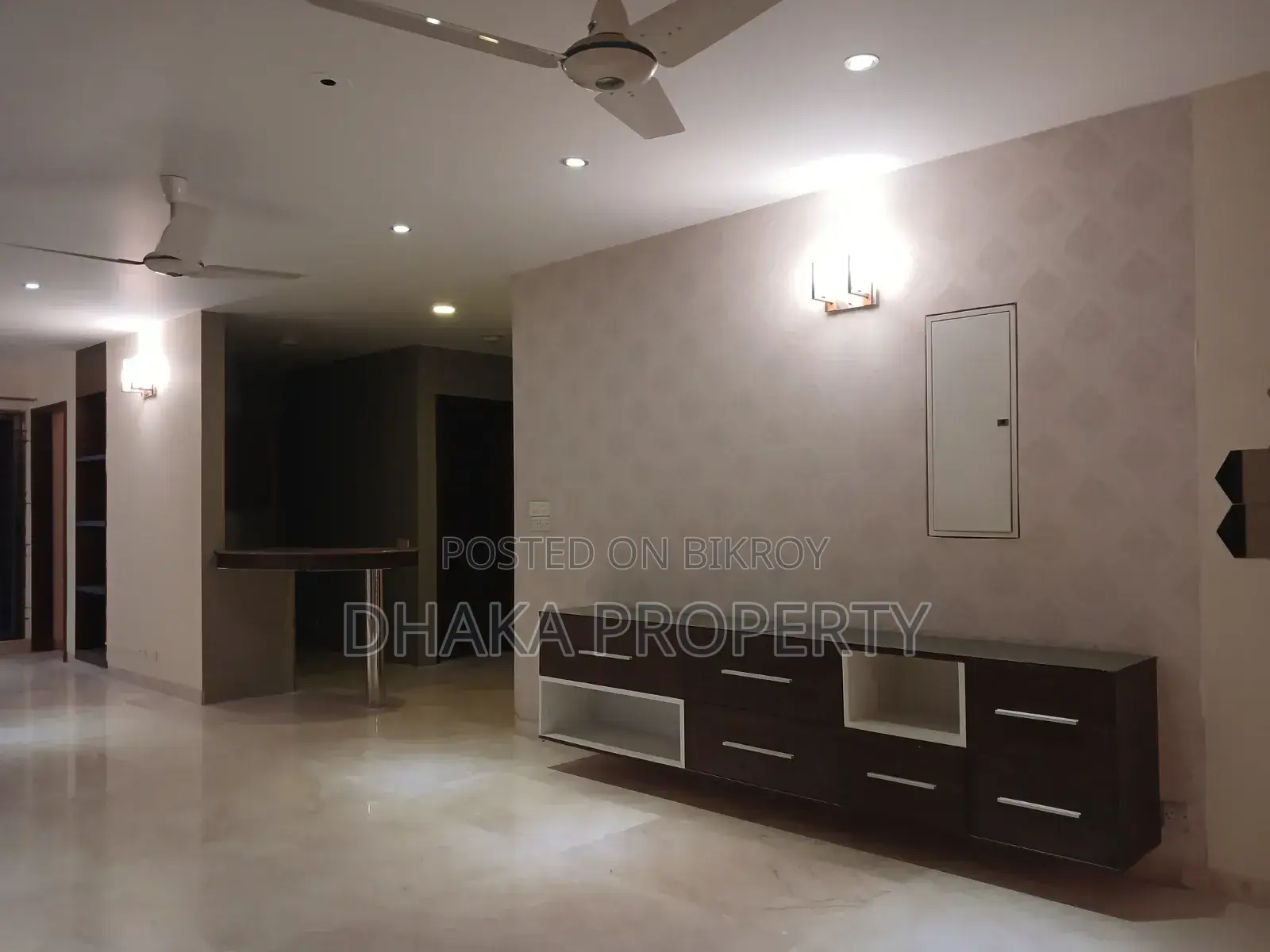 4 Bedroom Apartment in Suvastu, Baridhara for Rent