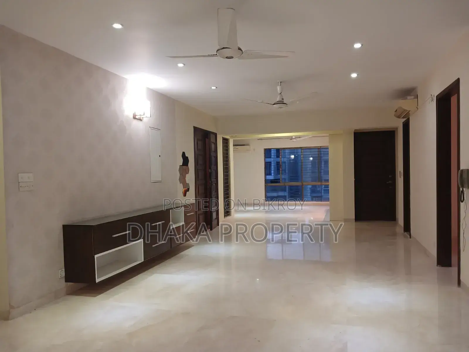 4 Bedroom Apartment in Suvastu, Baridhara for Rent