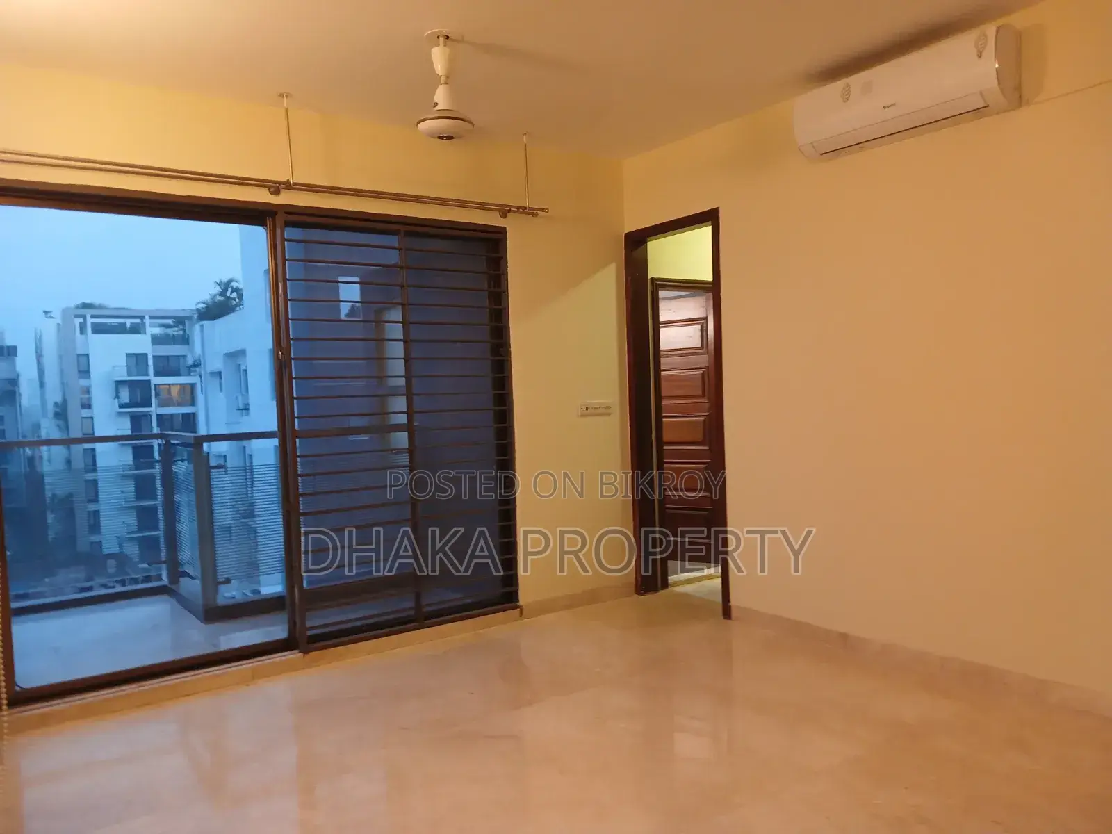 4 Bedroom Apartment in Suvastu, Baridhara for Rent
