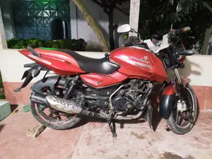 Bajaj Pulsar 150 2012 Red