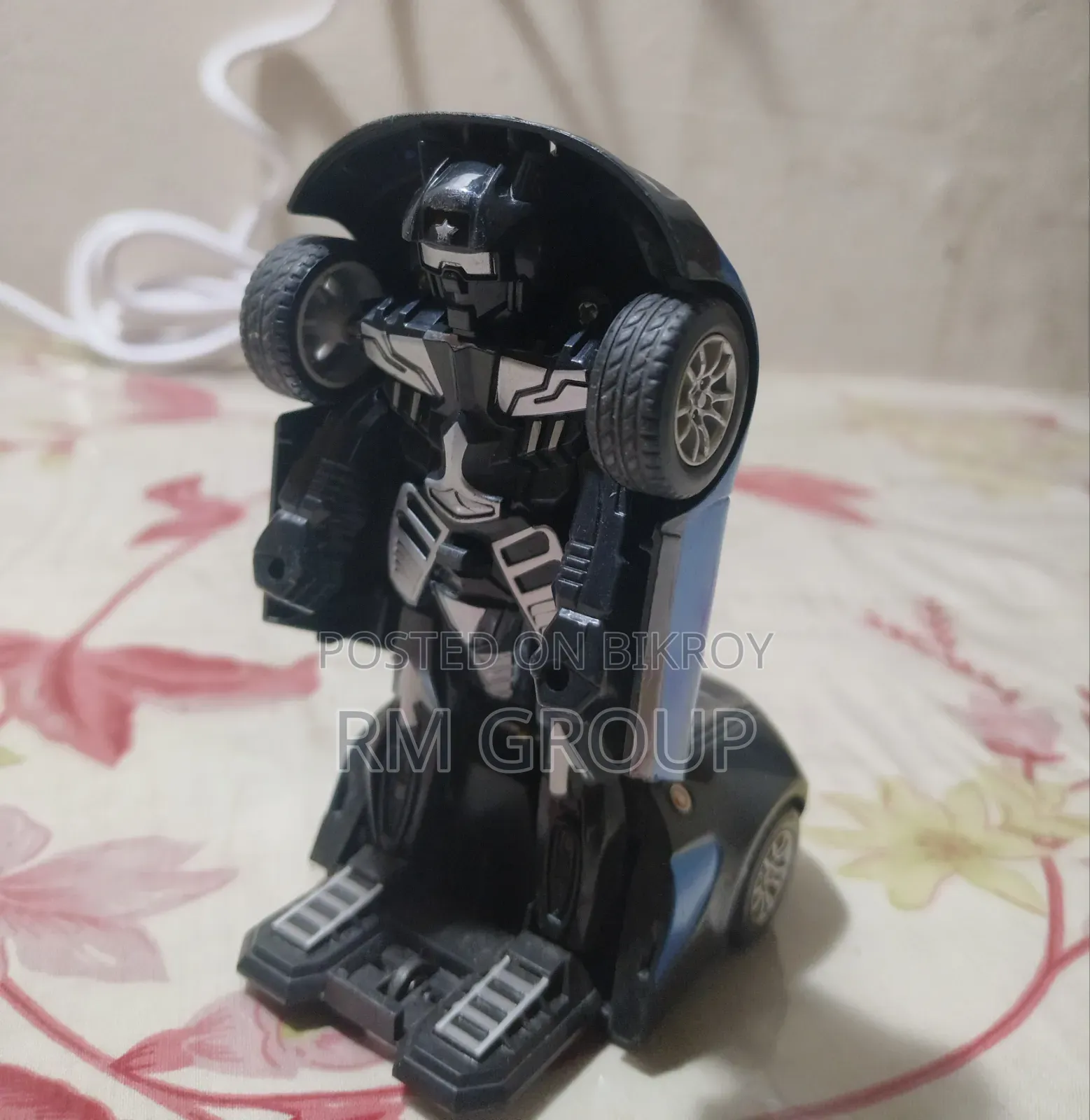 Bugatti Veyron Transformer Toy Car