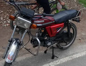 মোটরসাইকেল ২০১৪ রেড