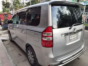 New Toyota Noah 2011 Silver