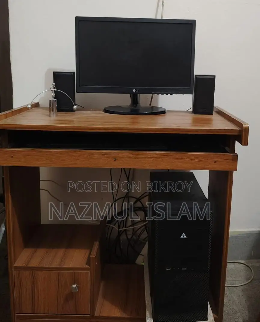 Desktop Computer Asus 8GB Intel Core I3 HDD+SSD 700GB