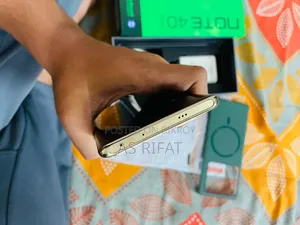 Infinix Note 40 Pro 5G 256 GB Gold