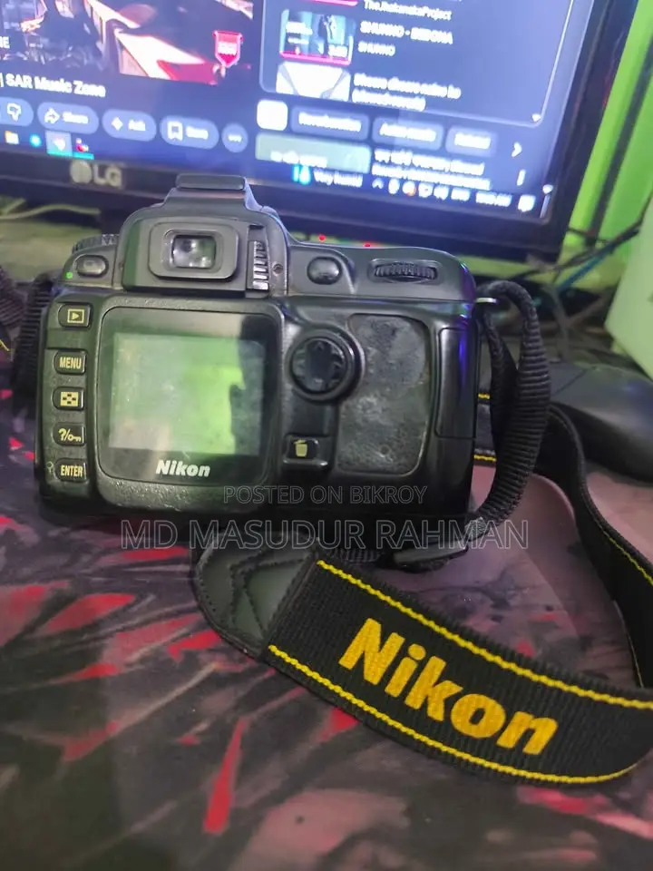 Nikon D50 __