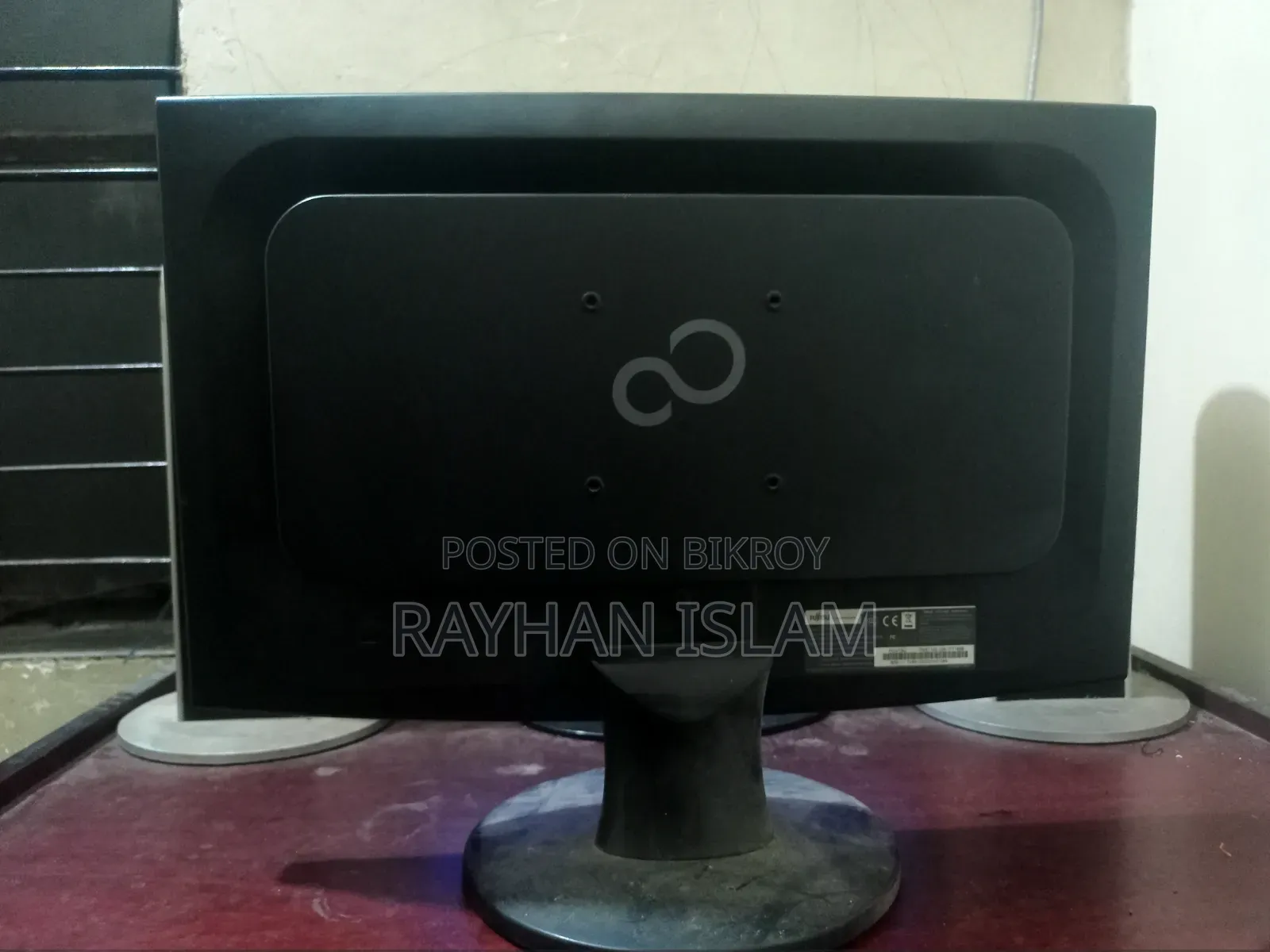 LCD Widescreen Monitor