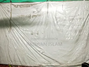 ৬ ফুট দৈর্ঘ্য × ৪ ফুট প্রস্থের অব্যবহৃত White Board.
