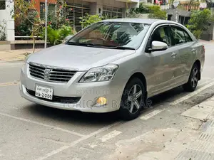 Toyota Premio 2013 Silver