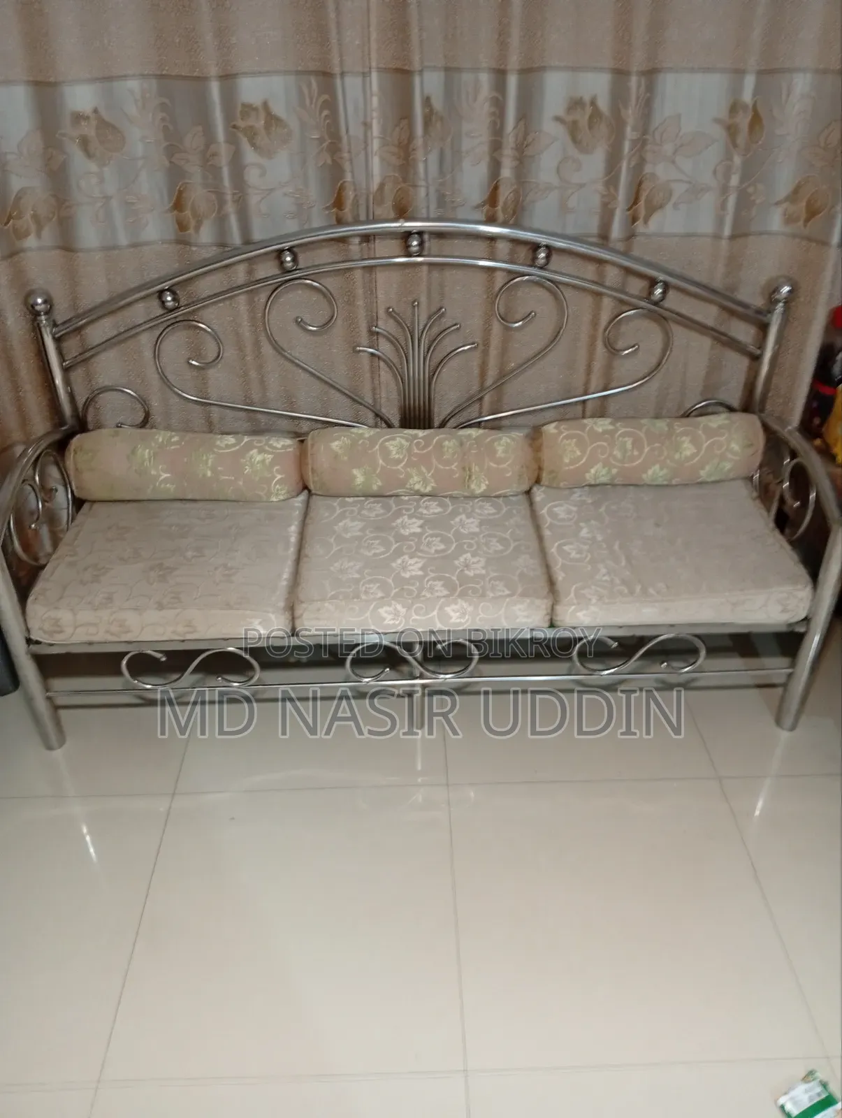 ভালো কন্ডিশনের ব্যবহৃত স্টিলের সোফা সেট