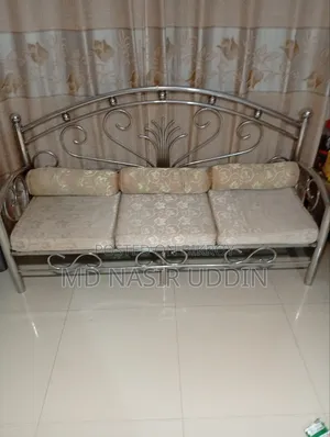 ভালো কন্ডিশনের ব্যবহৃত স্টিলের সোফা সেট