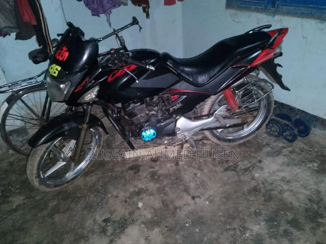 Hero 2017 Black