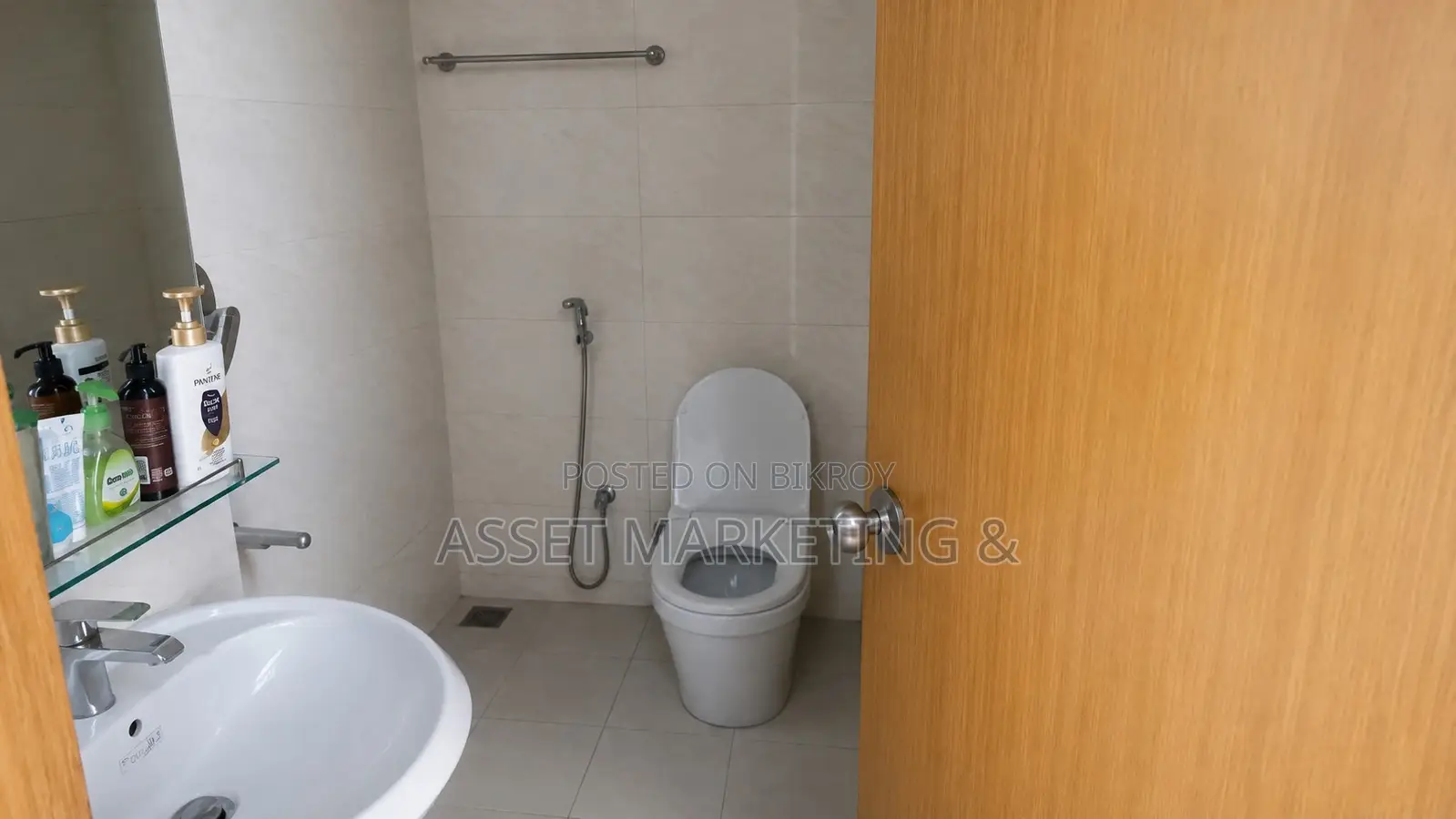 Furnished 4bdrm Apartment for rent