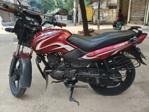 TVS Metro 2017 রেড