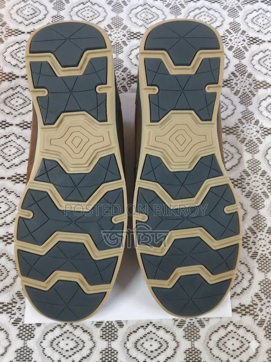 Bata Weinbrenner Size 42