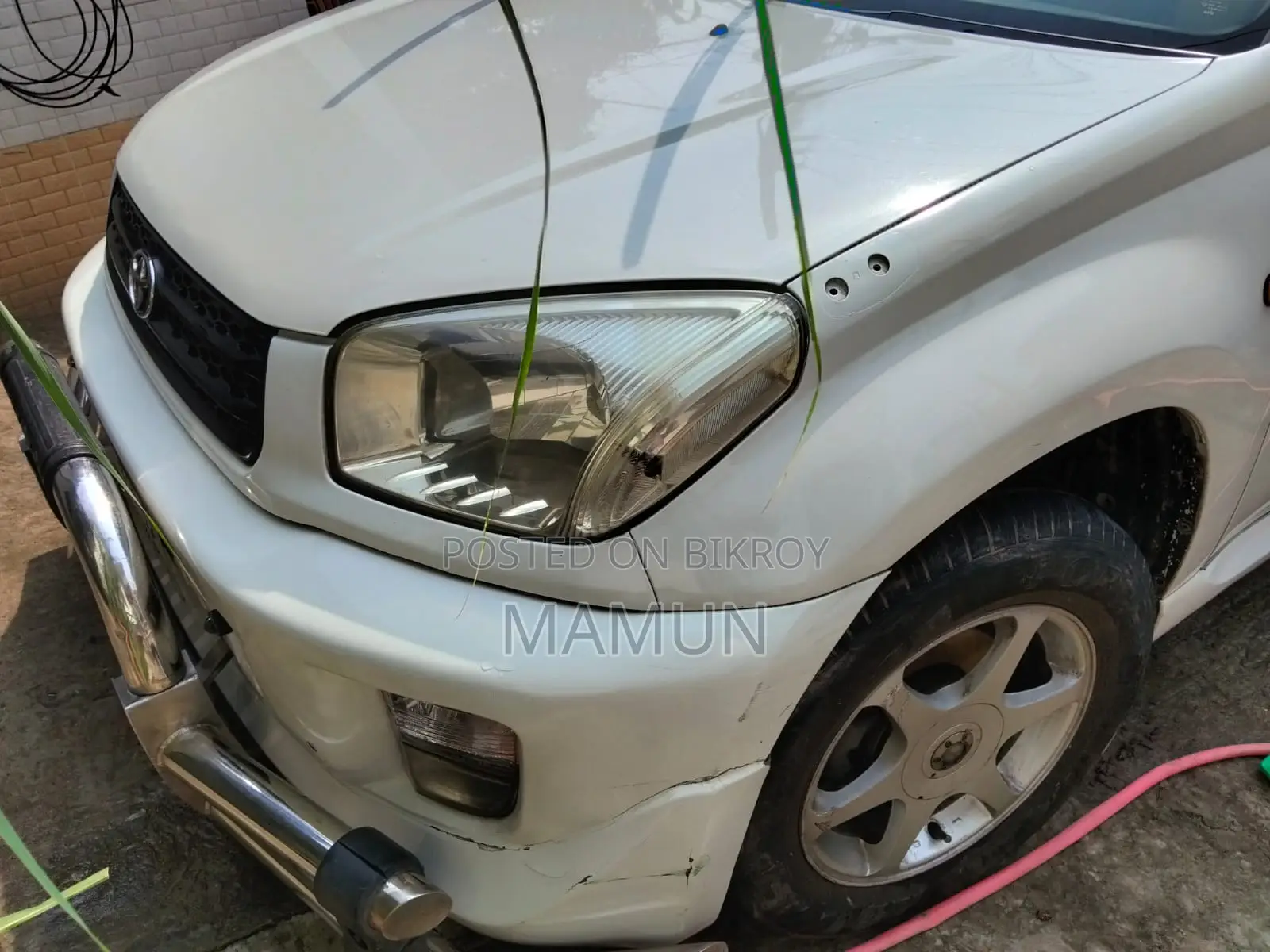 Toyota RAV4 Automatic 2002 White