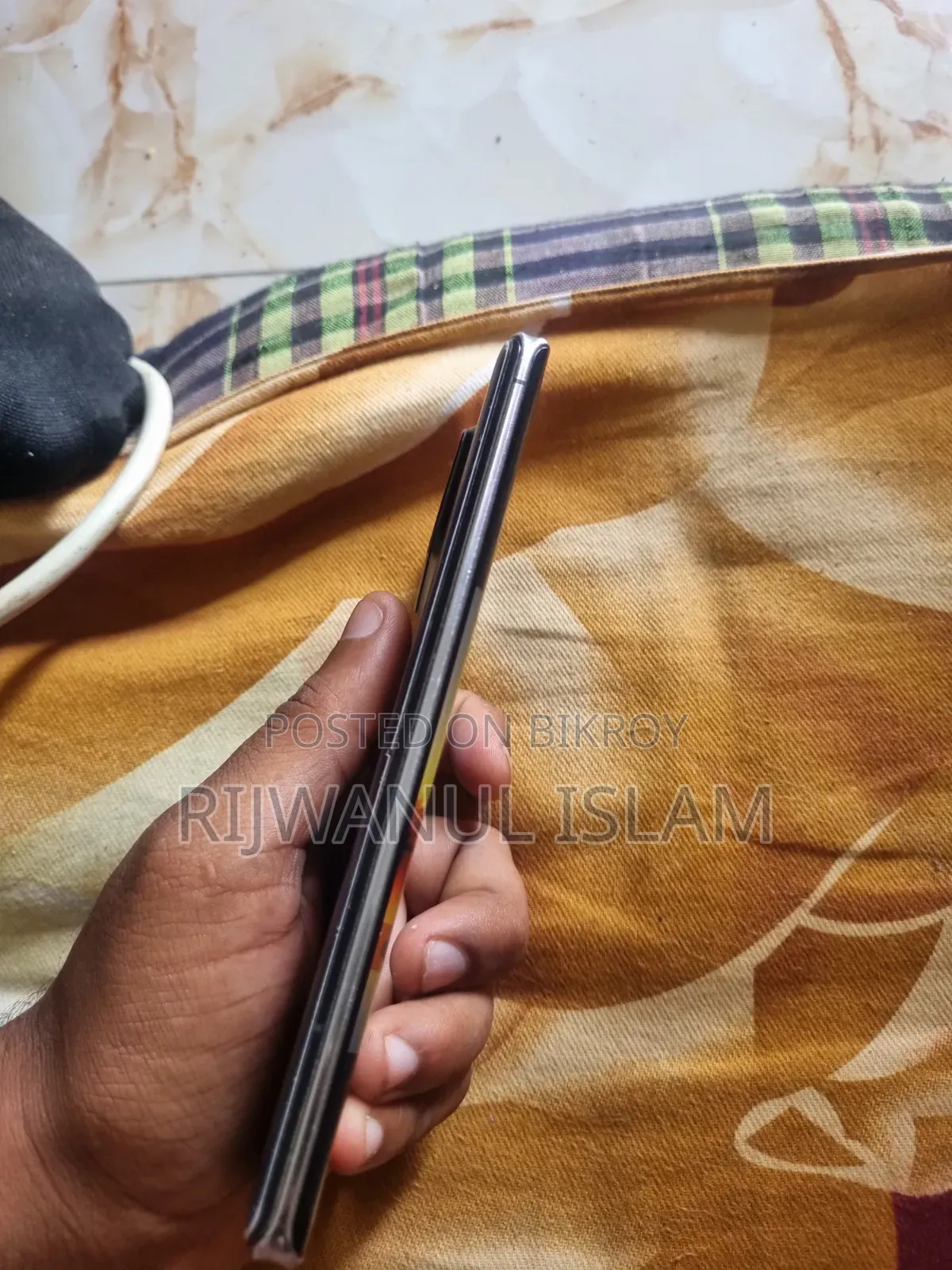 Sharp Aquos R6 128 GB Black