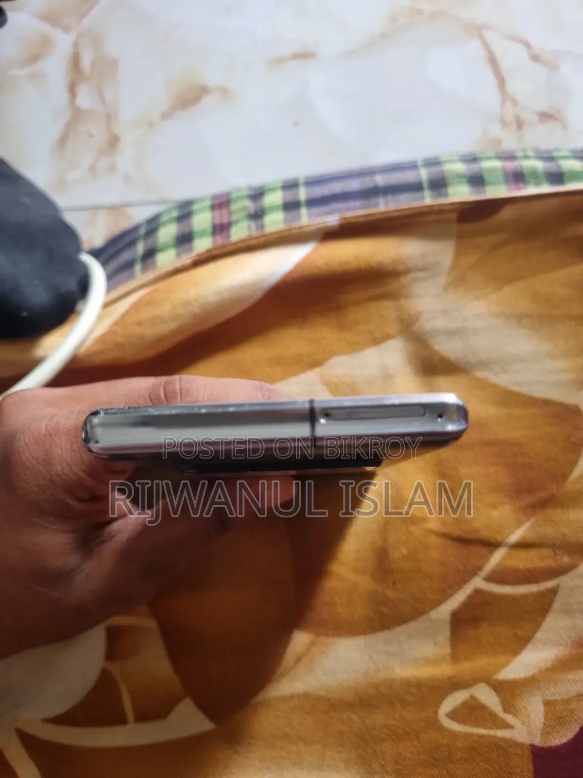 Sharp Aquos R6 128 GB Black