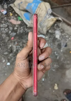Apple iPhone 8 Plus 64 GB Red