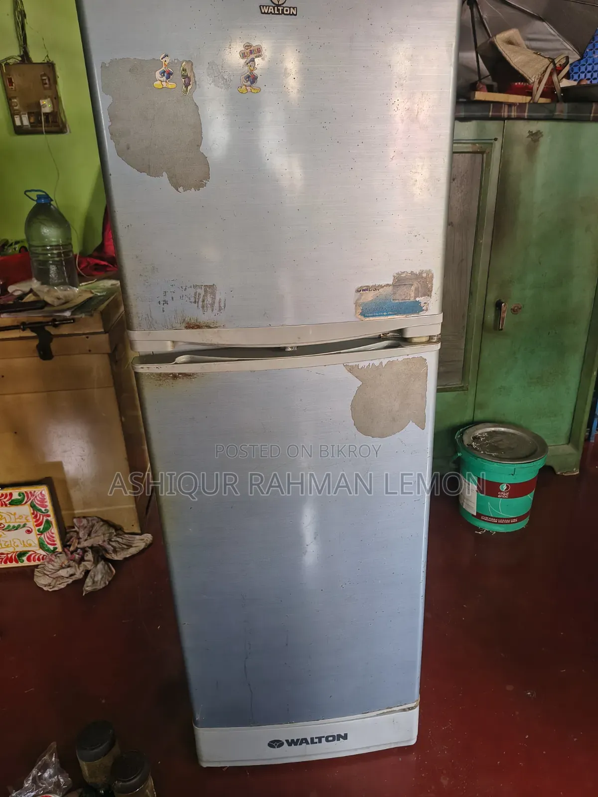একটা ফ্রিজ বিক্রয় হবে