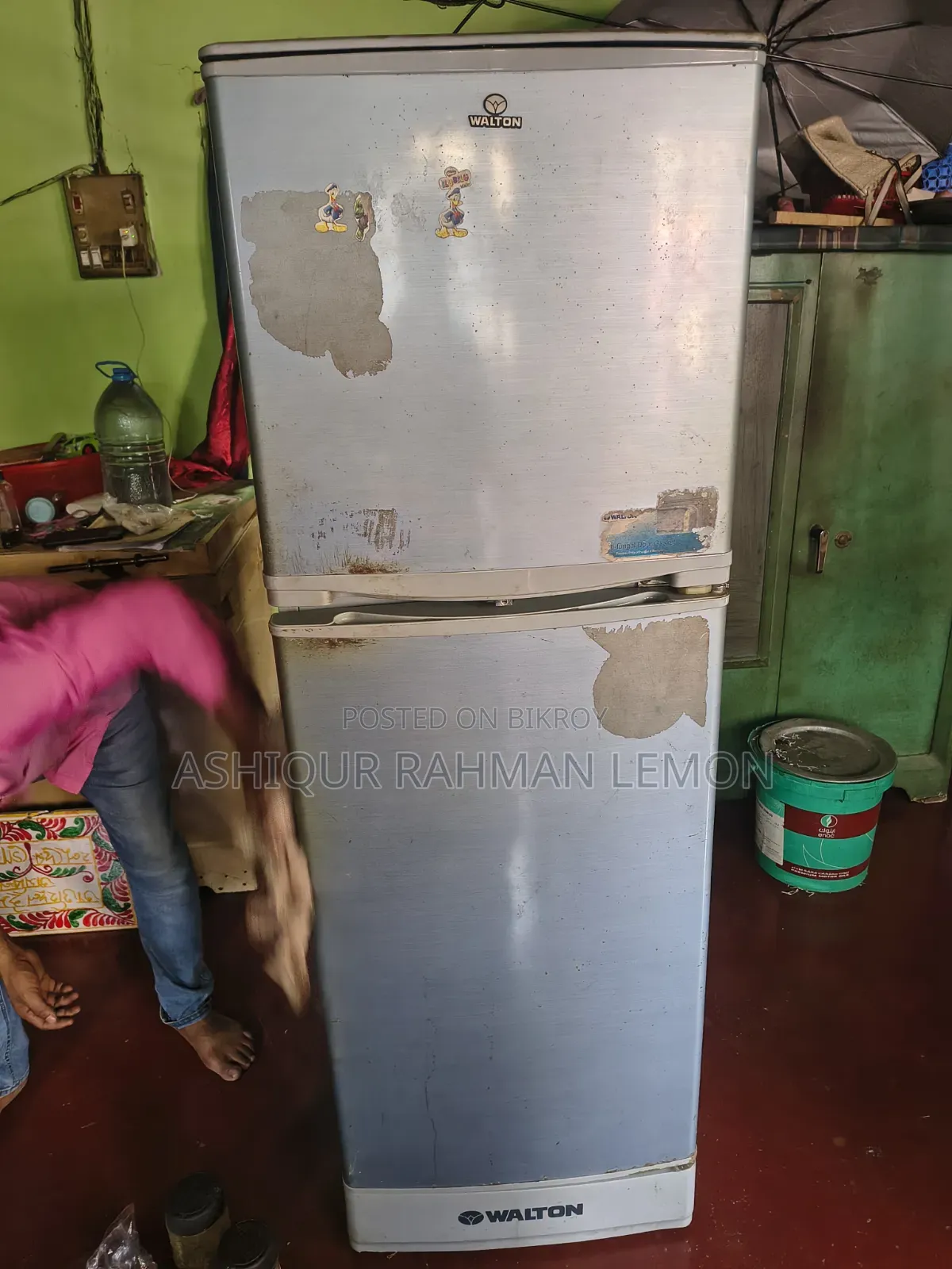 একটা ফ্রিজ বিক্রয় হবে