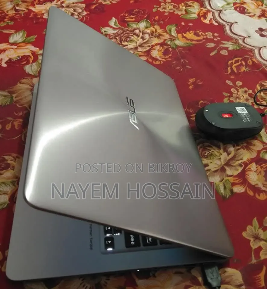 Asus ZenBook UX430UQ Laptop 4GB Intel Core i3 1TB SSD