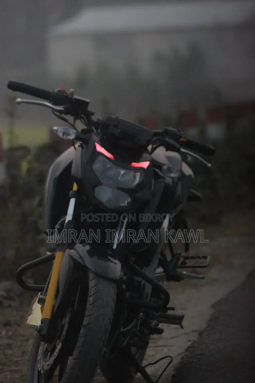 TVS Apache RTR 160 4V 2024 Black
