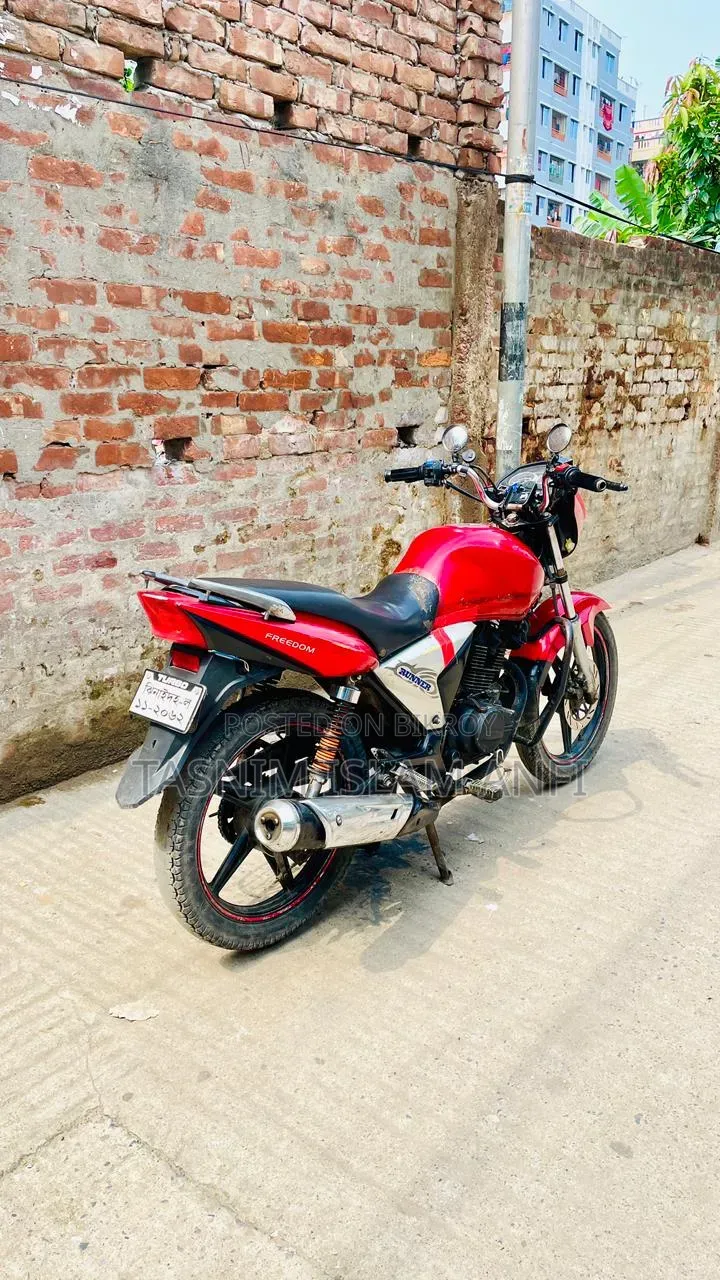 Runner Turbo V2 2013 Red