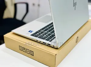 Laptop HP EliteBook 840 G8 16GB Intel Core I7 HDD+SSD 512GB