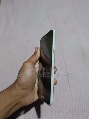 স্যামসাং গ্যালাক্সি জে৭ ১৬ জিবি রোজ গোল্ড