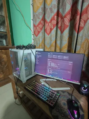 Desktop Computer 16GB AMD Ryzen 5 SSD 512GB