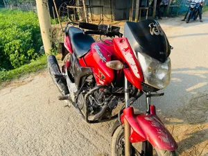Hero Hunk 150 2017 Red
