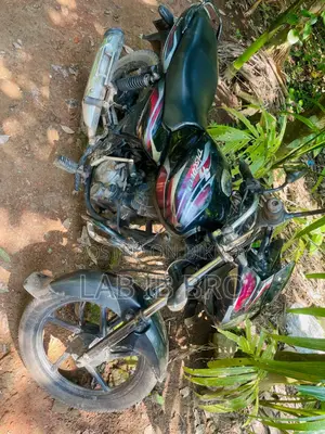 Bajaj Discover 100 2014 Black