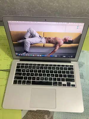 Laptop Apple MacBook Air 2015 8GB Intel Core I5 HDD 256GB