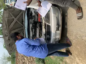 Toyota Corolla Sedan 1998 White