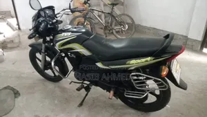 TVS Metro 2017 Green