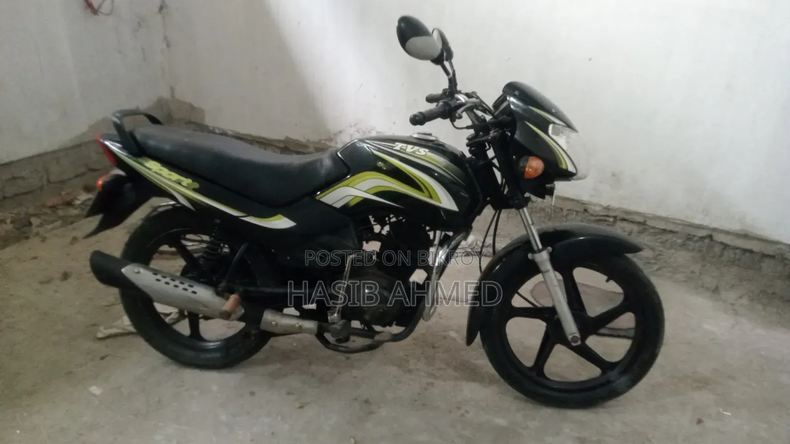 TVS Metro 2017 Green