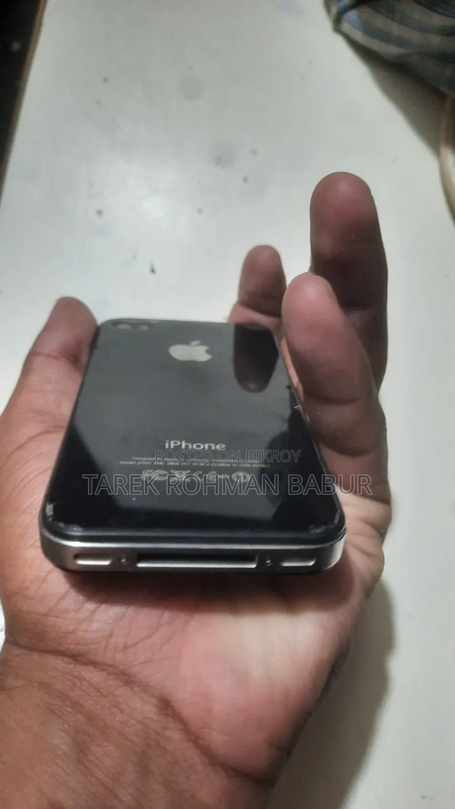 New Apple iPhone 4s 16 GB Black