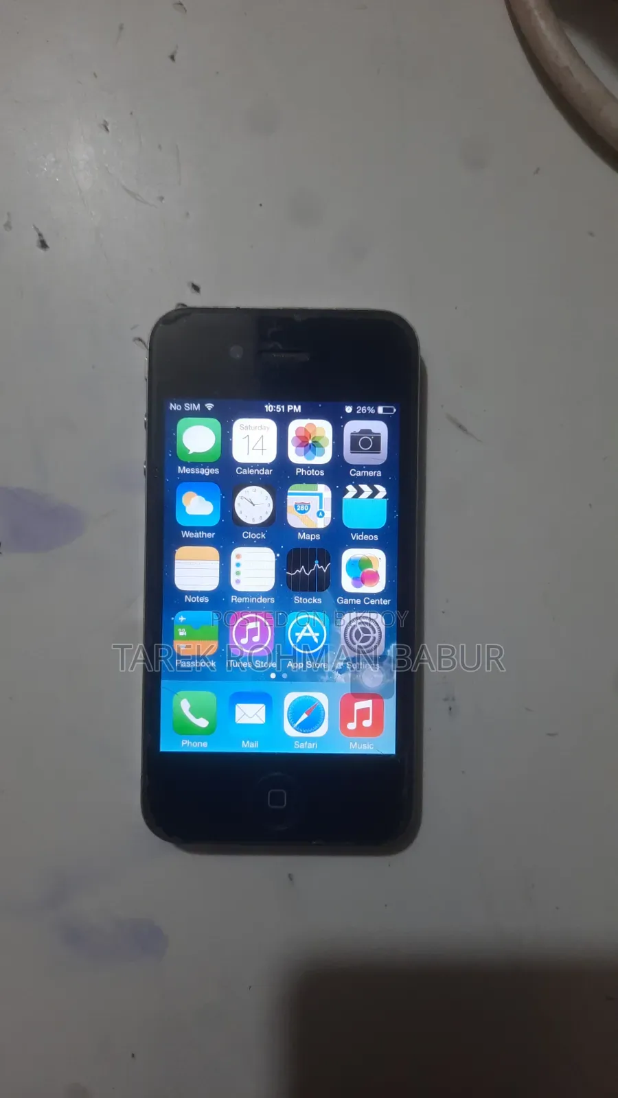 New Apple iPhone 4s 16 GB Black