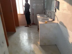 গুলশানে ২২০০ বর্গফুটের অফিস স্পেস ভাড়া