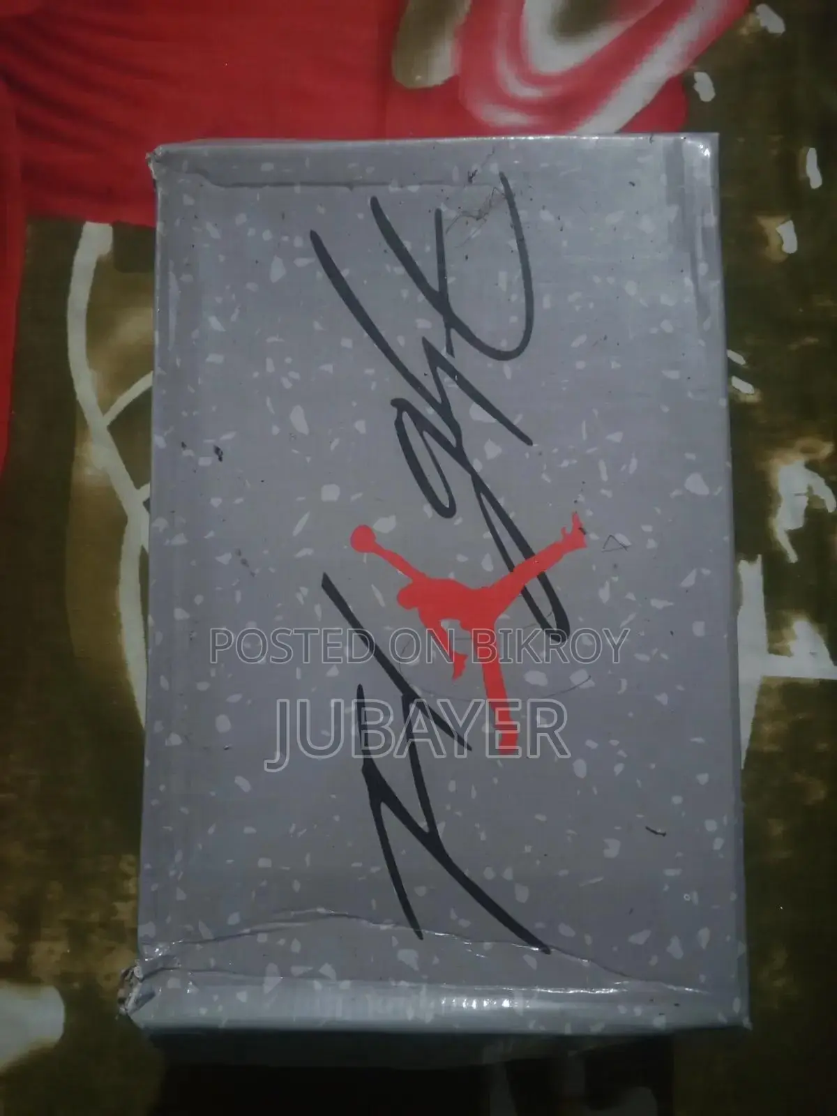 বাংলাদেশে Air Jordan 4 এর সেরা দাম - অনলাইনে কিনুন | Bikroy