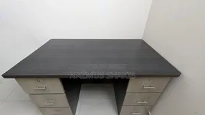 ২, ৩ জনের জন্য বড় স্টাডি টেবিল