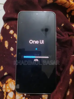 স্যামসাং গ্যালাক্সি এস২২ ৫জি ২৫৬ জিবি হোয়াইট