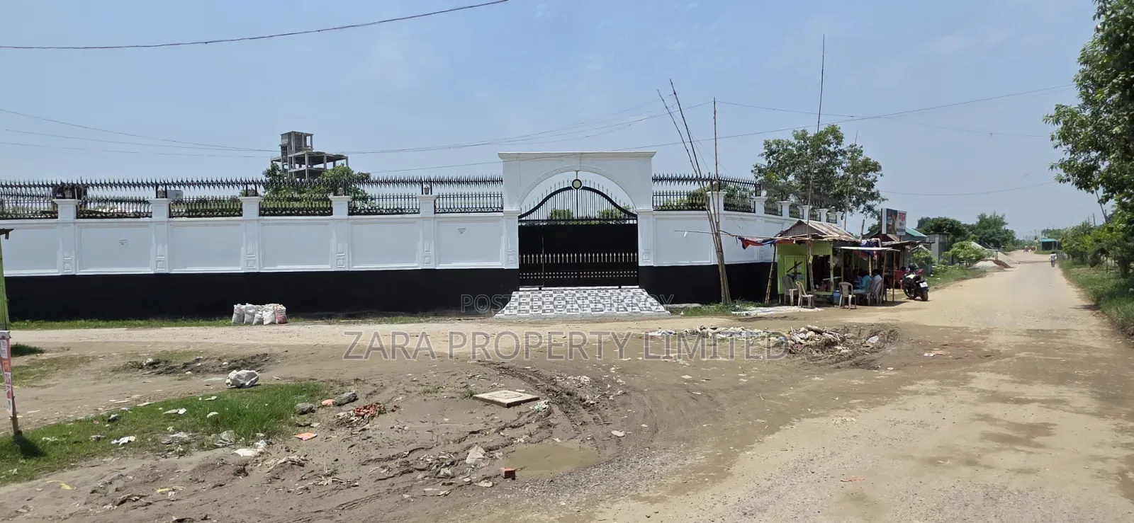 Buy a premium 3 Katha East-North corner plot in Sector 23 at a great price.