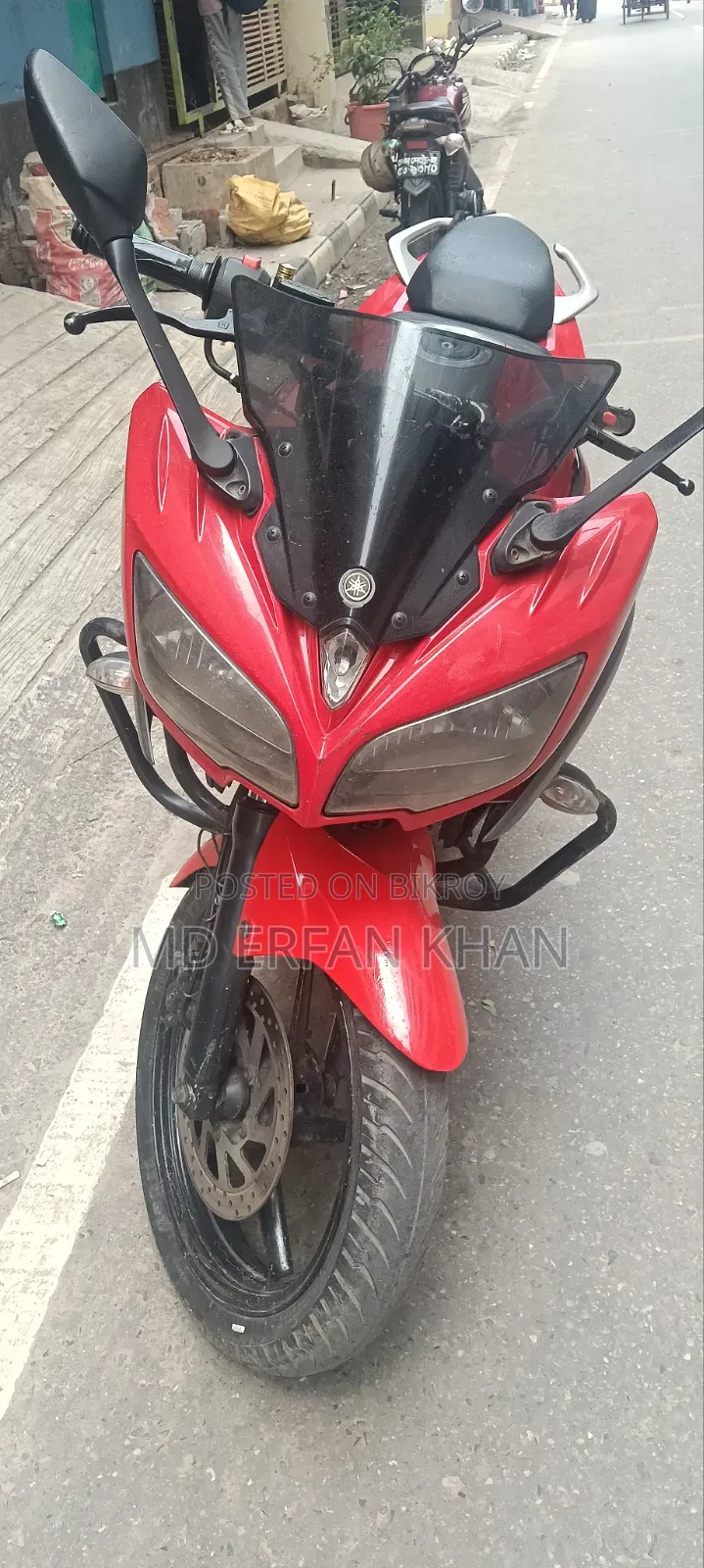 Yamaha 2017 Red
