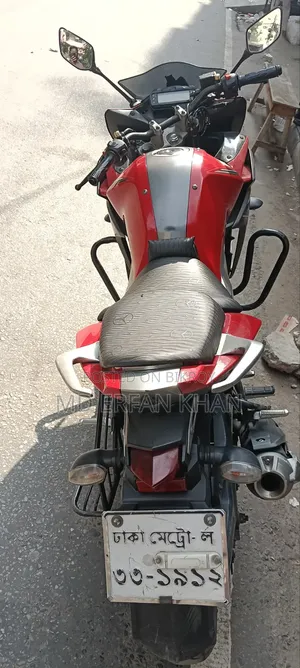 Yamaha 2017 Red